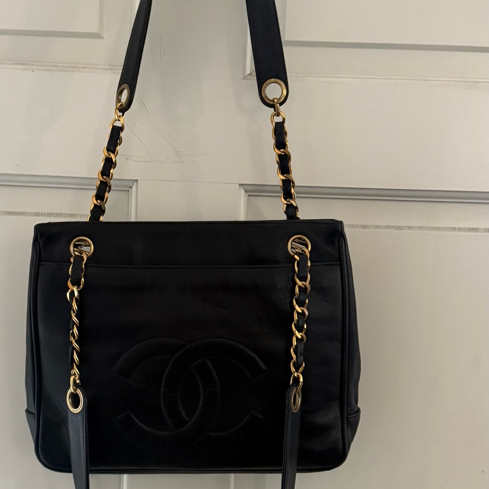 CHANEL Vintage Coco Mark Chain Shoulder Tote -Black Leather Gold Hardware w/CoA - Picture 3 of 15